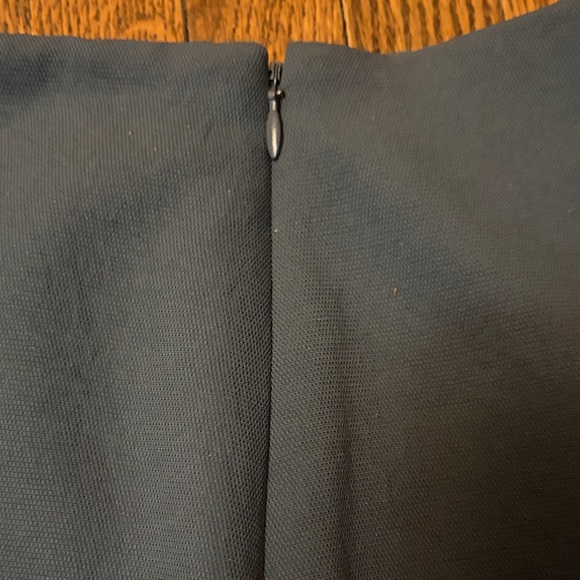 Aritzia Babaton Asymmetrical Elegant Gray Women's Mini Skirt - Picture 7 of 9